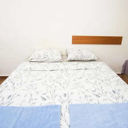 Apartamento Center - Basic Flat - 10 Min To The Beach
