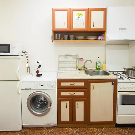 Center - Basic Flat - 10 Min To The Beach Apartamento